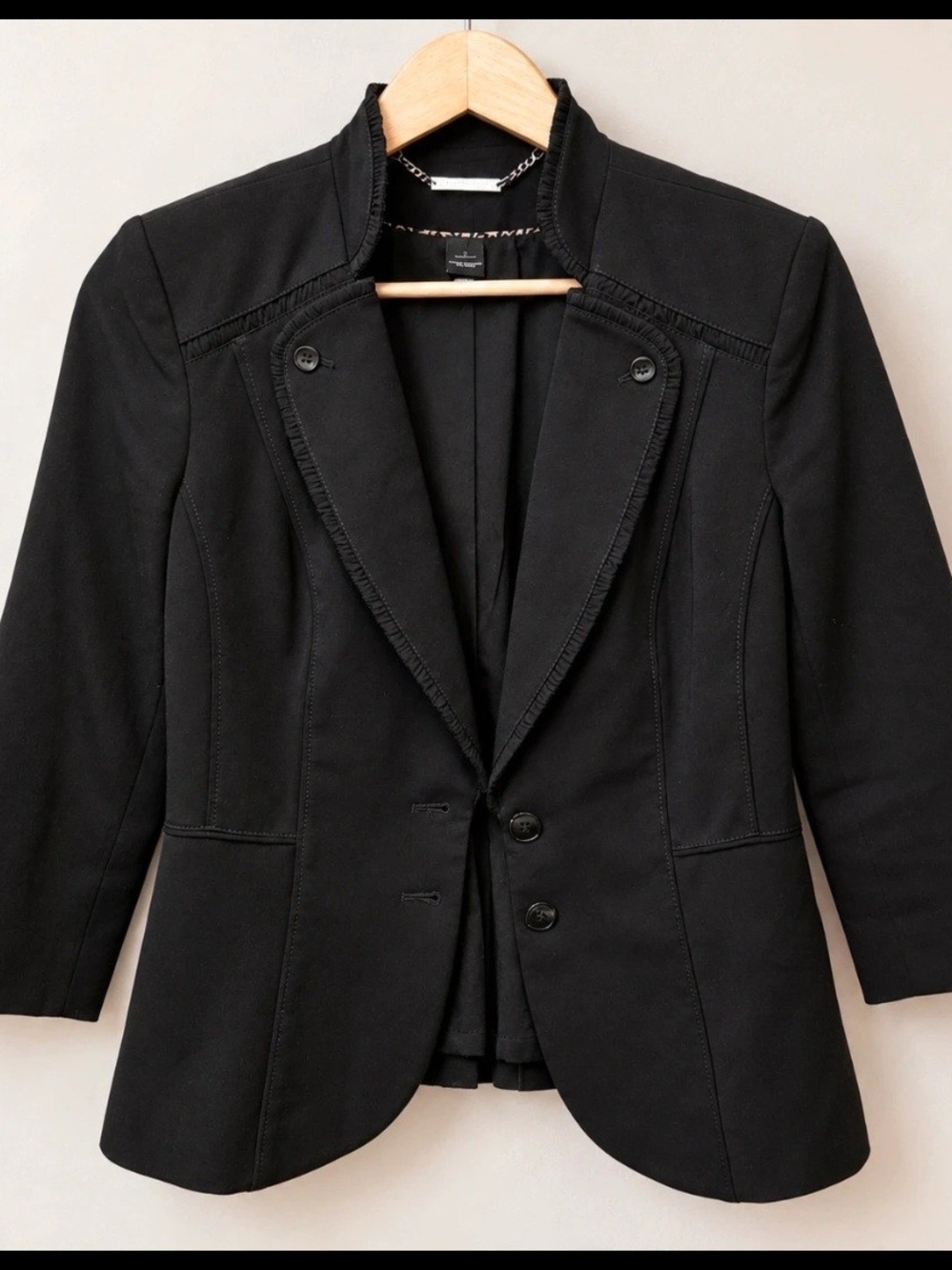 White House Black Market Black Blazer Women’s Size 6